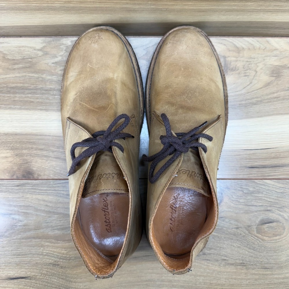 Astorflex Desert Chukka Boot Mens 10 EU 43 Tan Nubuck Leather Old Money Casual - Picture 9 of 12